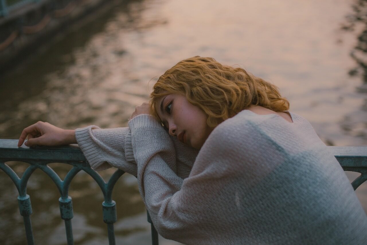 girl, sad, portrait, depression, alone, stress, sad girl, female, young woman, face, sadness, lonely, worried, unhappy, hairstyle, upset
